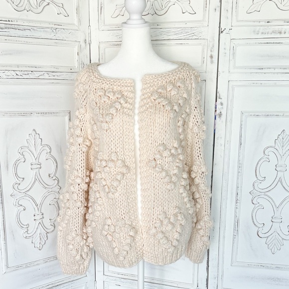 Chicwish Sweaters Chicwish Knot You Love Cardigan In Ivory